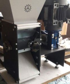 Badem Kırma Makinası Profesyonel Büyük Fındık Badem Kırma Makinesi