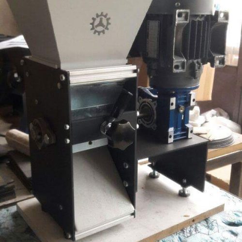 Badem Kırma Makinası Profesyonel Büyük Fındık Badem Kırma Makinesi